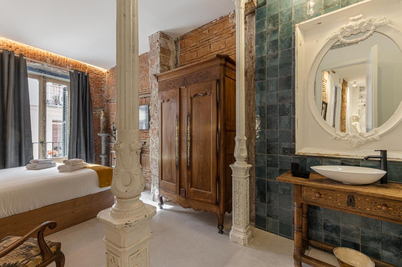 Queens House Chueca Guest house *